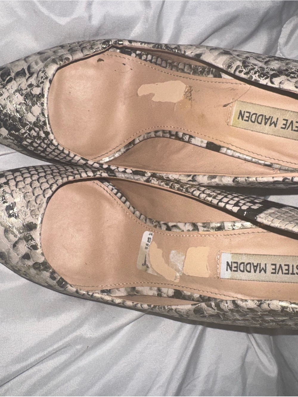 Steve Madden Snakeskin Pointed Toe Pumps in Beige and Black